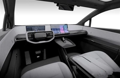 Otkrivena Toyotina prikolica za novi SUV!