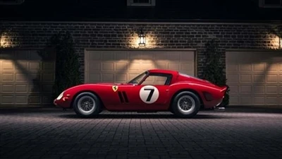 Ferrari 250 GTO proizveden 1962. godine postavio je novi rekord na aukciji au...