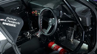 HKS modificirana Toyota GR Supra Drift automobil opremljen 2JZ motorom.