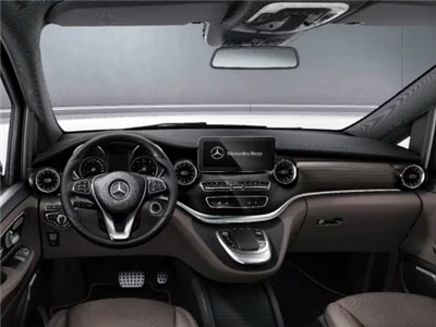 Mercedes-Benz V-klasa sedan fleksibilan dizajn interijera