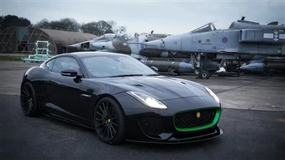 Lister modificirani Jaguar F-Type SVR ima nazivnu snagu kočenja od 666 KS.