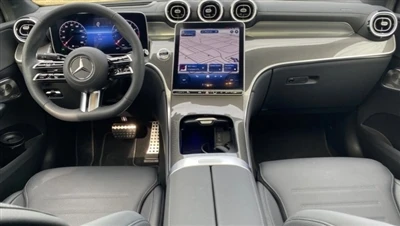 Sjajna unutrašnjost Mercedesa GLC 300 Coupe